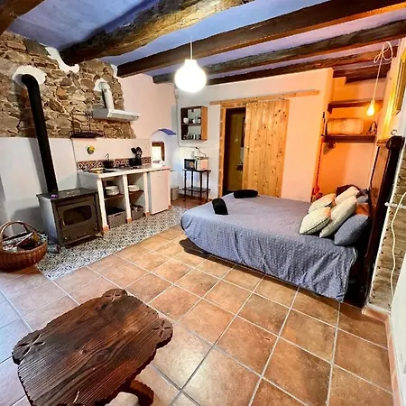 Estudio En Masia Mon * Anglés